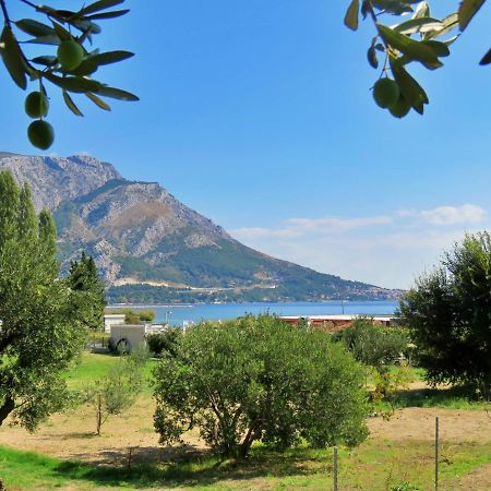 Seaside Apartment Omiš Buitenkant foto